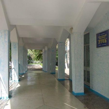 Отель Русь Bilhorod-Dnistrovsʼkyy Exterior foto